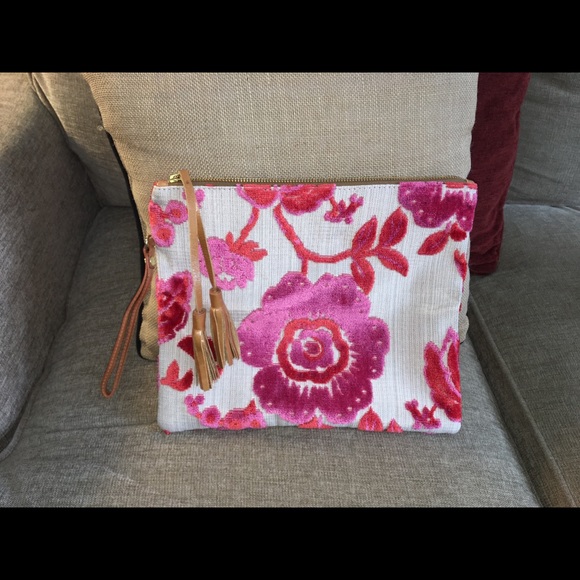 Anthropologie Handbags - SALE‼️Damask and linen clutch/ wristlet! New✨